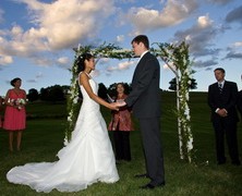How To Choose Officiant For Wedding – 8 Useful Tips