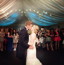 how to choose the right wedding dj